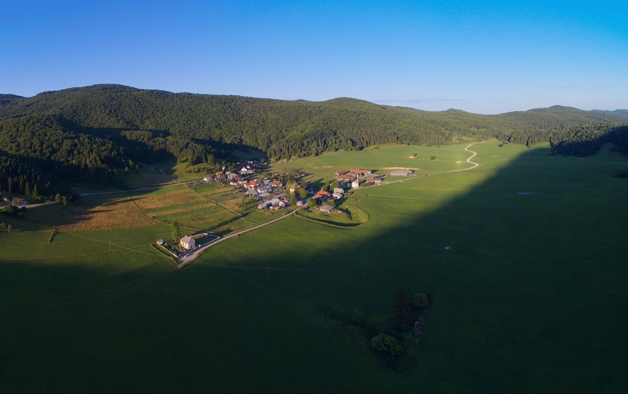Gostel Koprivnik Pri Kocevju, Kocevski Rog Exterior foto
